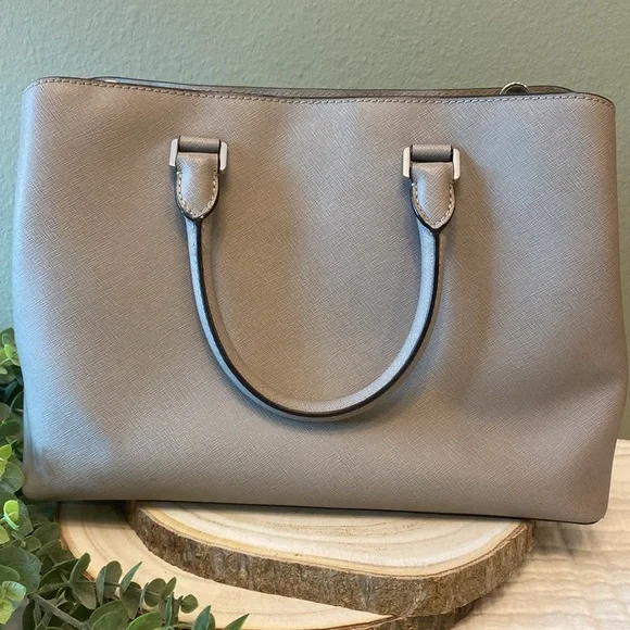 Michael Kors Savannah Large - Picture 2 of 16